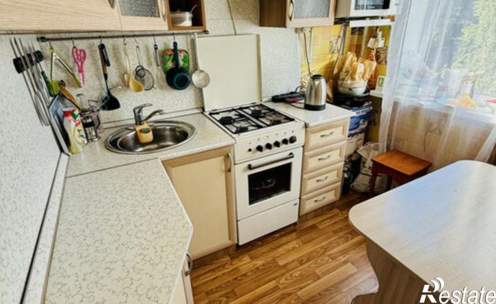 3-комн квартира улица Адмирала Кузнецова, 27,  д. 27