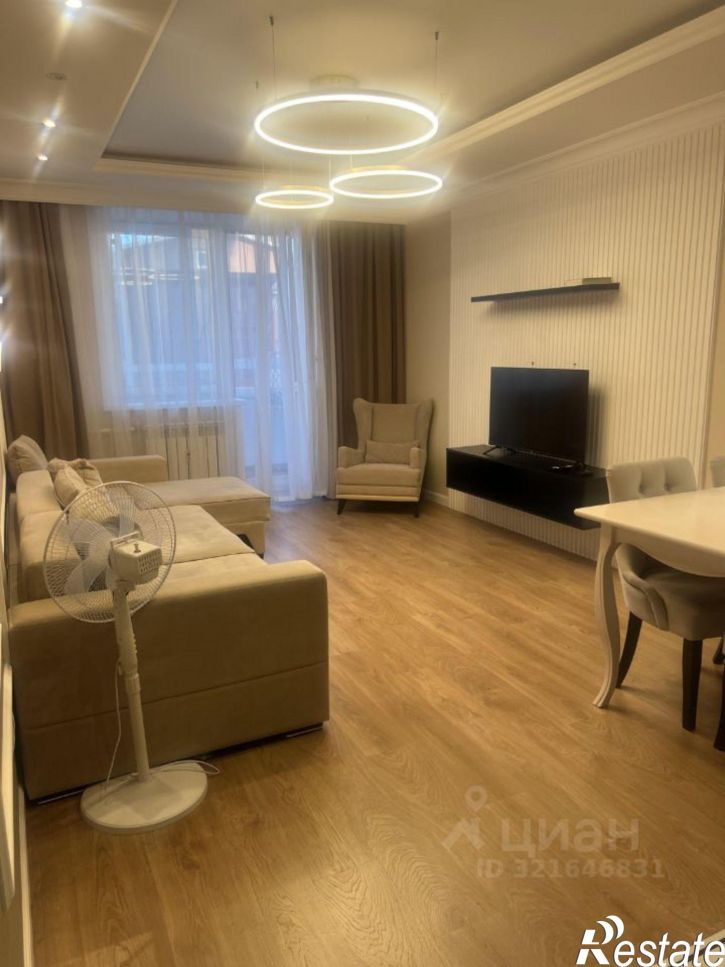 3-комн квартира улица Серафимовича, 20,  д. 20