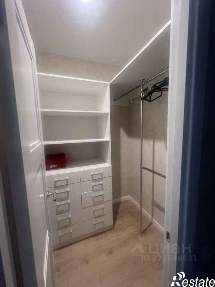 3-комн квартира улица Серафимовича, 20,  д. 20