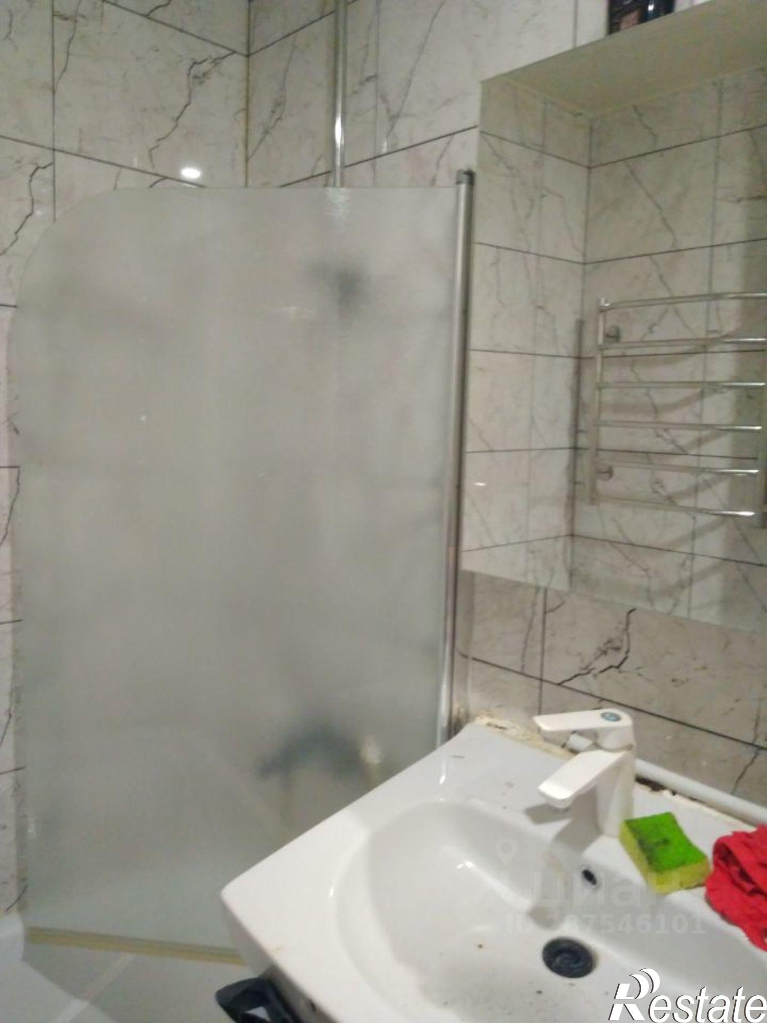 Сдать комнату за 18 000 рублей на улица Урицкого, 54 к1