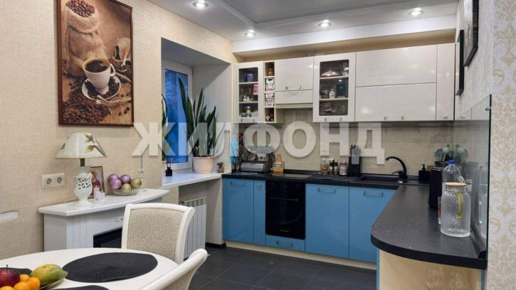 2-комн квартира Суворова улица, д.12