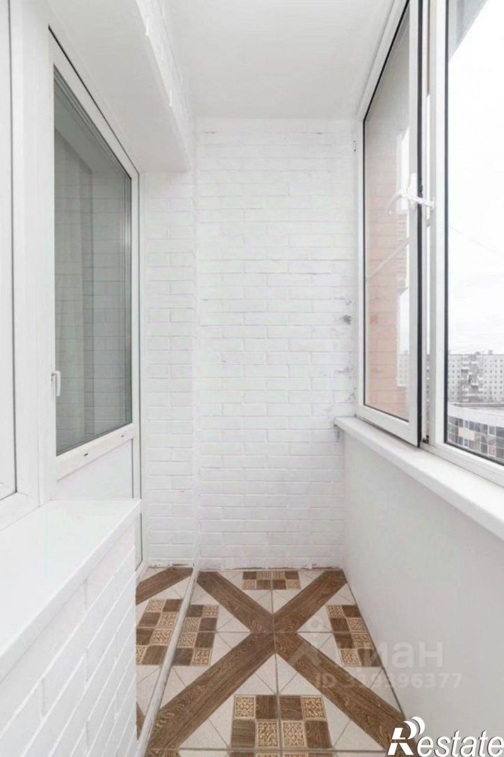 4-комн квартира проспект Обводный Канал, 76,  д. 76