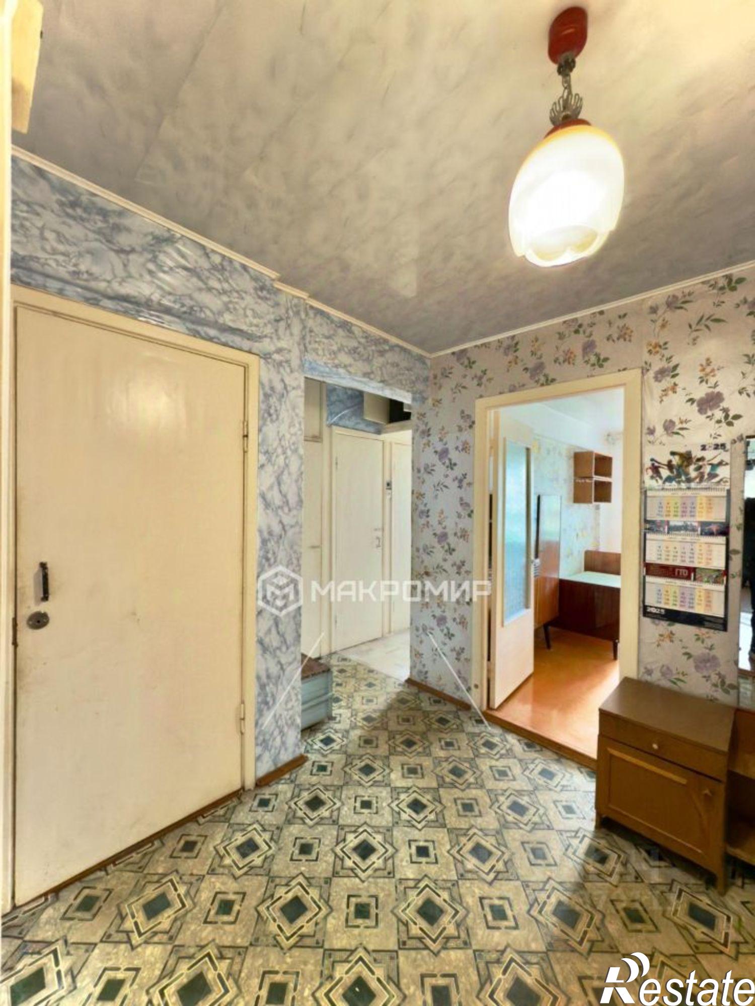 Купить квартиру за 5 300 000 рублей на улица Адмирала Кузнецова, 15