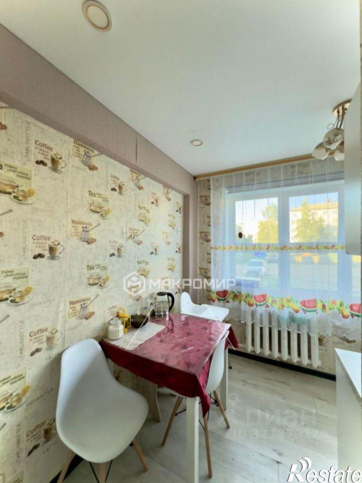 3-комн квартира улица Фёдора Абрамова, 16,  д. 16