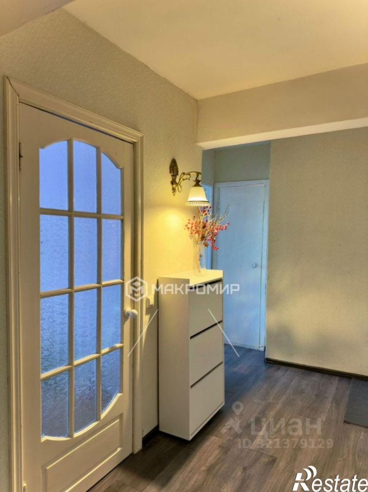 3-комн квартира улица Фёдора Абрамова, 16,  д. 16