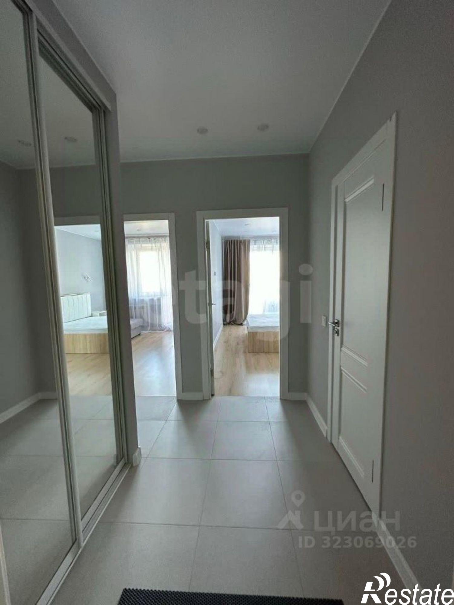 Сдать квартиру за 45 000 рублей на улица Выучейского, 47 к1