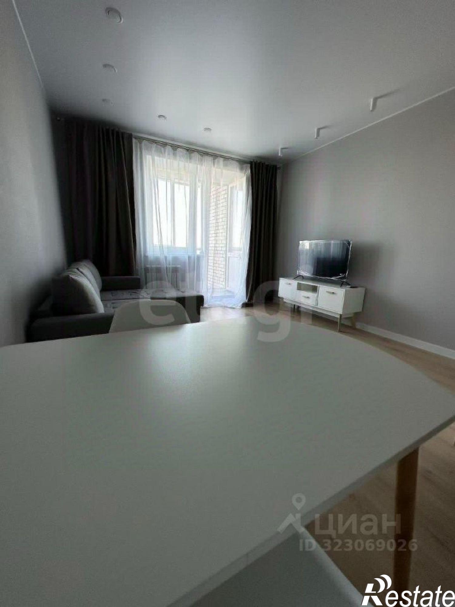 Сдать квартиру за 45 000 рублей на улица Выучейского, 47 к1