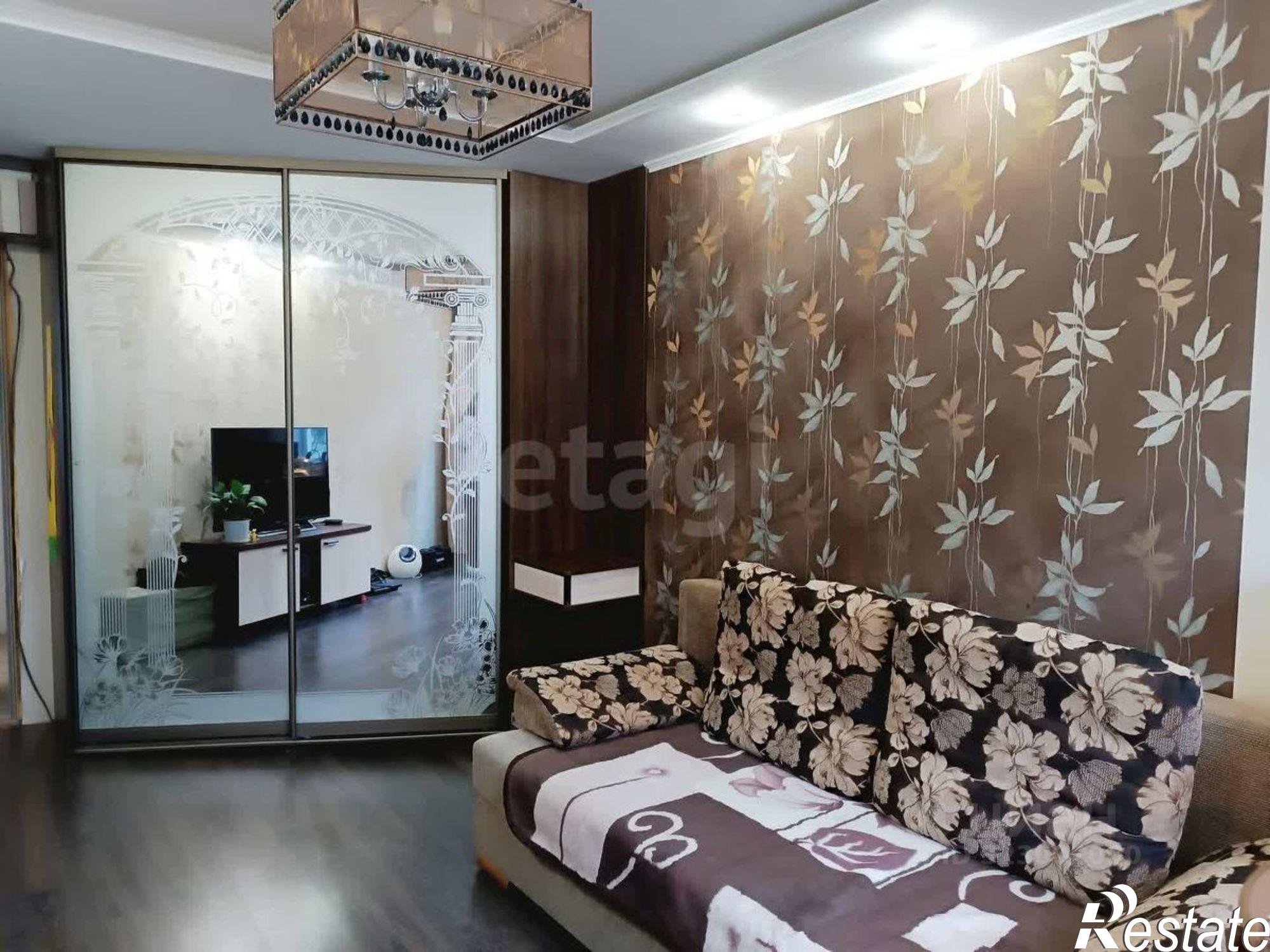 Купить квартиру за 5 782 000 рублей на улица Адмирала Кузнецова, 16 к2