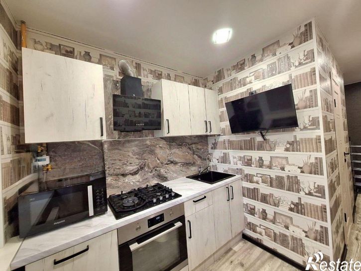 2-комн квартира улица Воронина, 45 к3,  д. 45 к3