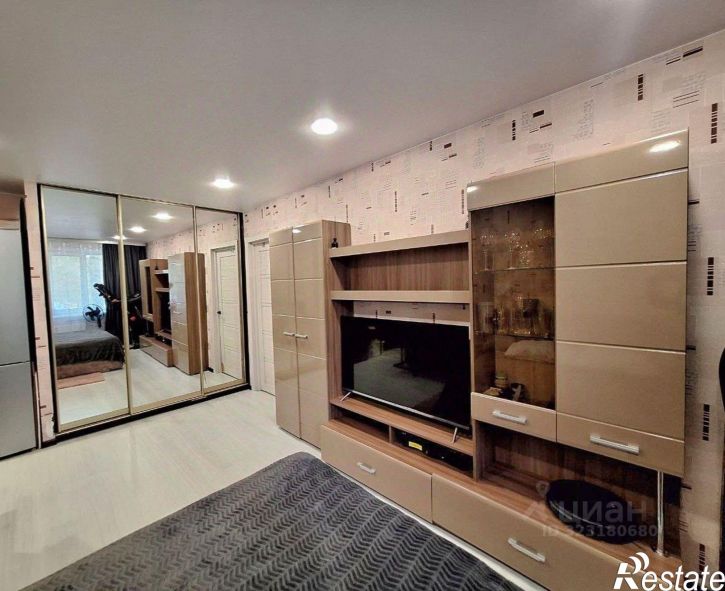 2-комн квартира улица Воронина, 45 к3,  д. 45 к3