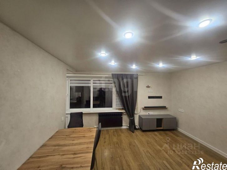 4-комн квартира улица Попова, 63,  д. 63