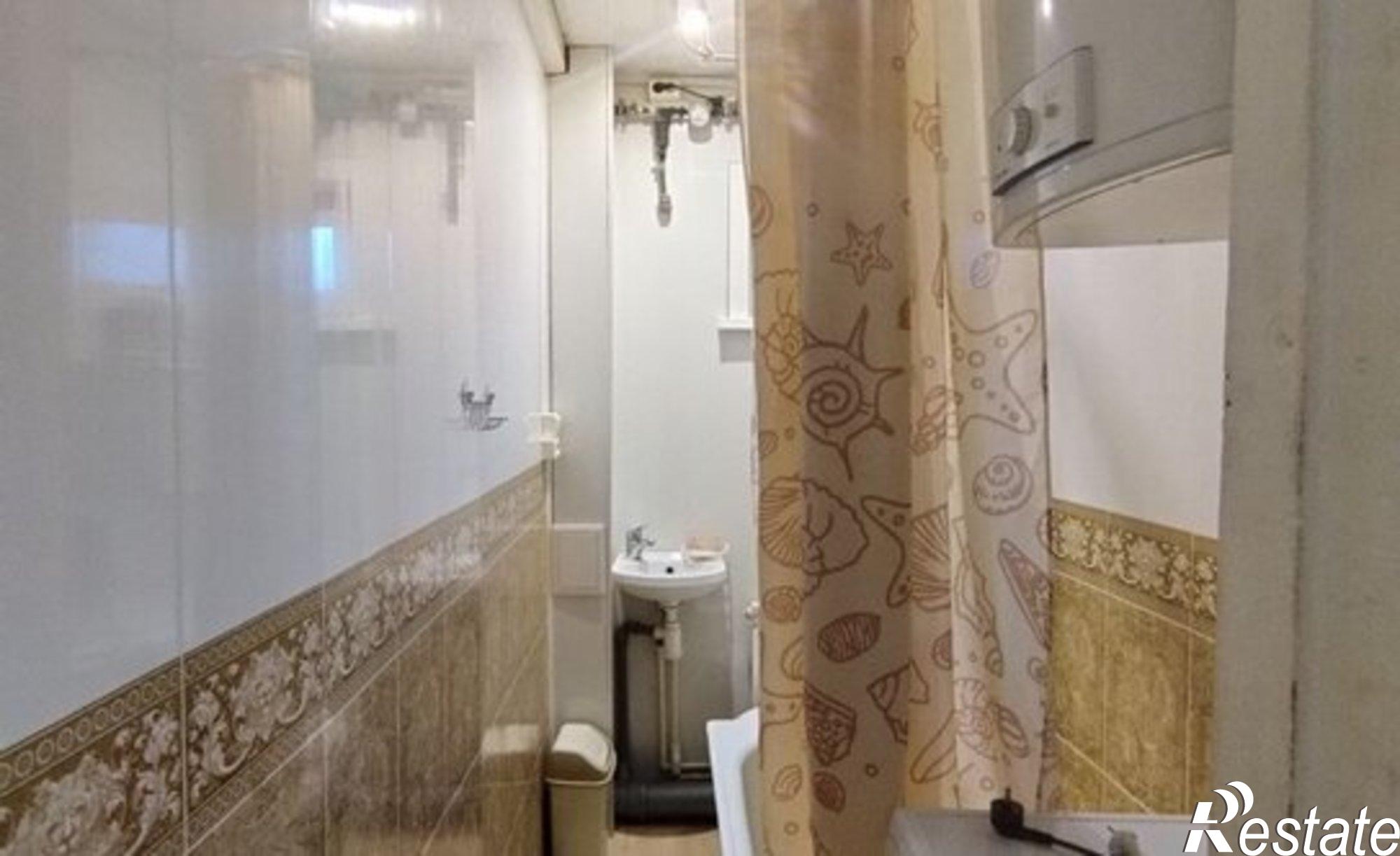 Купить квартиру за 2 000 000 рублей на ул Маслова, 24