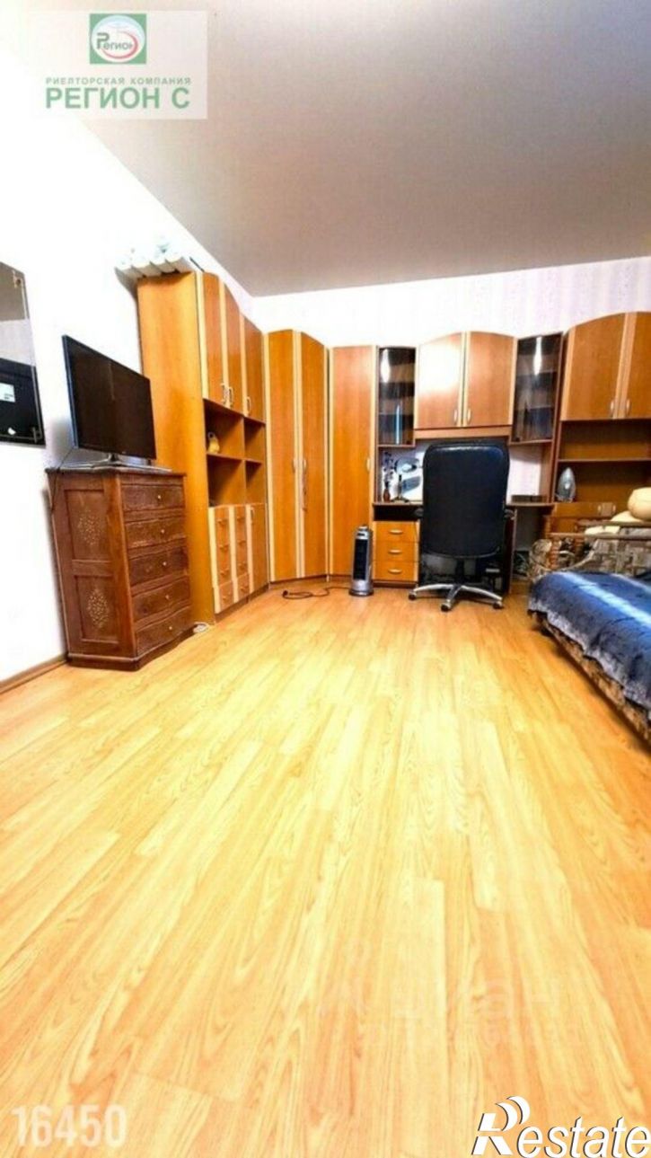 4-комн квартира улица Теснанова, 16 к3,  д. 16 к3