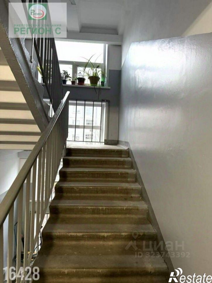 2-комн квартира пр-кт Советских космонавтов, 171,  д. 171