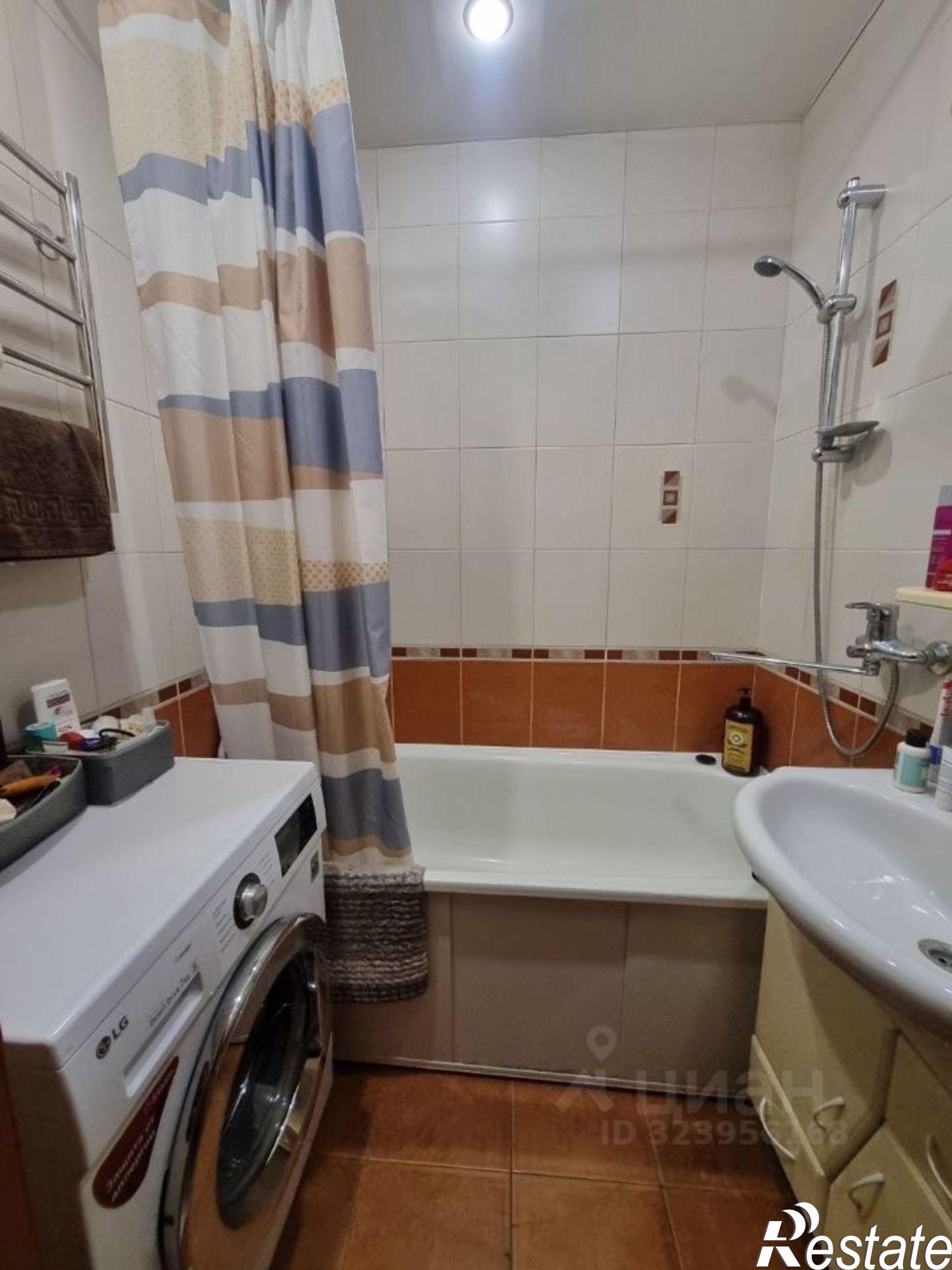 Купить квартиру за 5 500 000 рублей на Новгородский проспект, 153