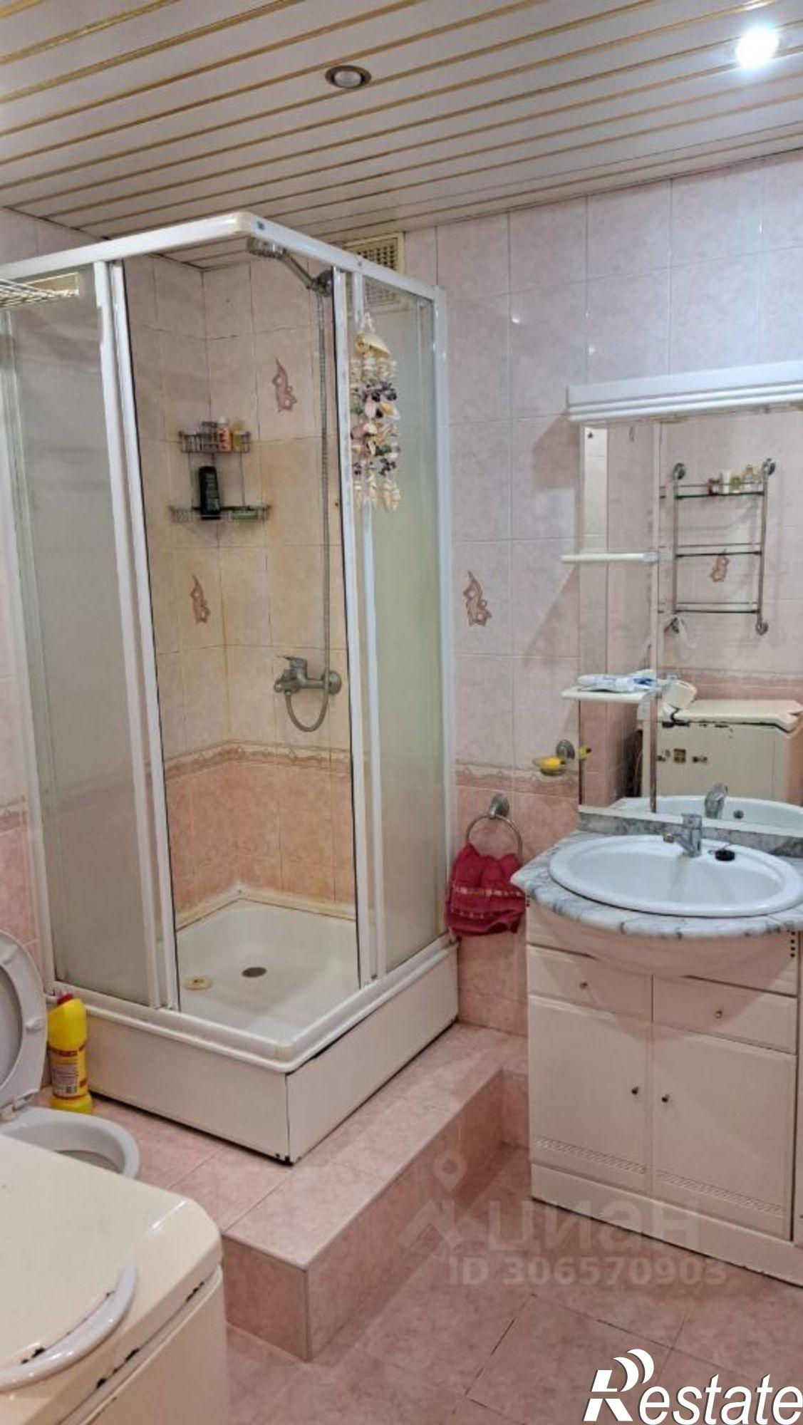 Сдать квартиру за 35 000 рублей на проспект Дзержинского, 7