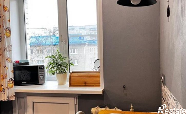 2-комн квартира проспект Обводный Канал, 91,  д. 91