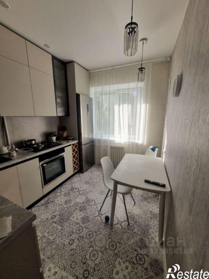 2-комн квартира Новгородский проспект, 153,  д. 153