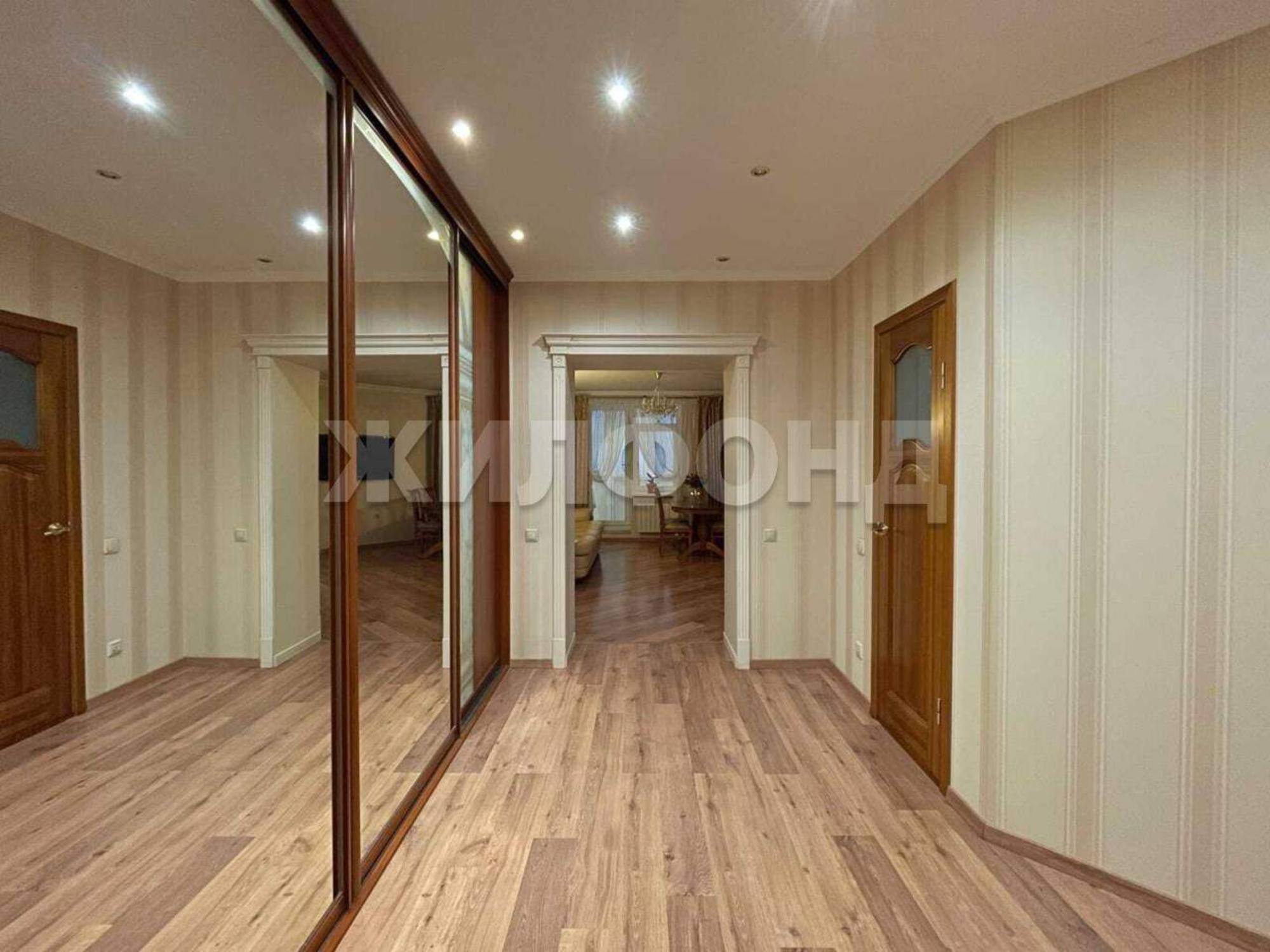 Купить квартиру за 14 300 000 рублей на Поморская улица, д.34/1