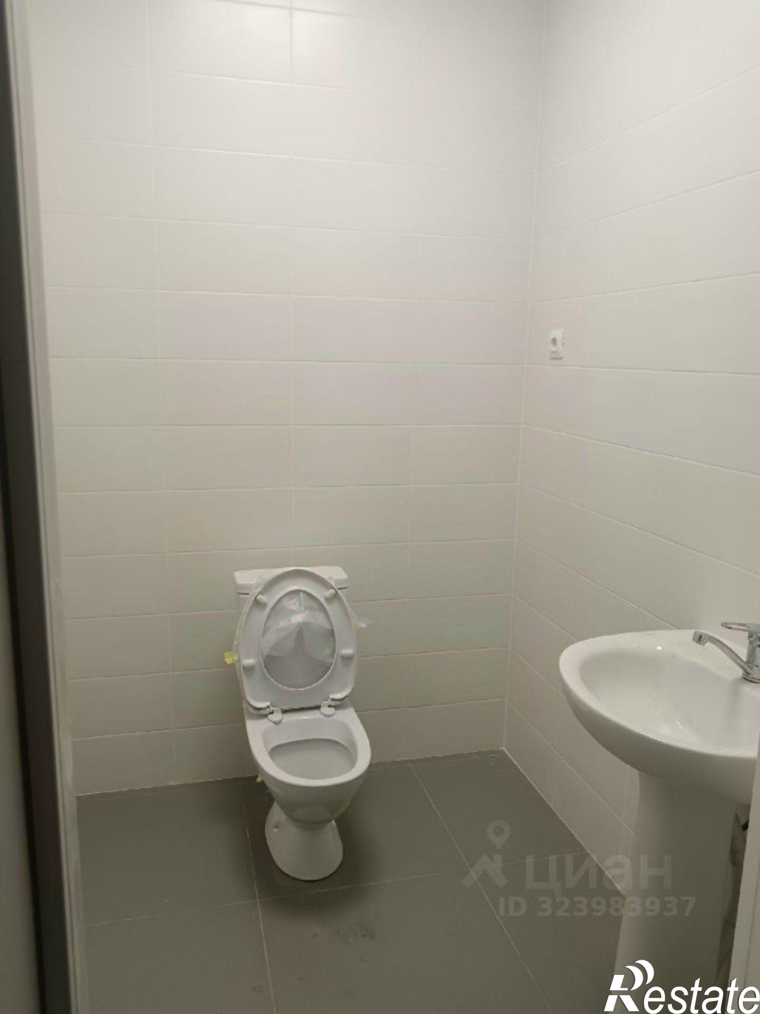 Сдать ОСЗ, отдельно стоящее здание за 506 093 рублей на Лучевая улица