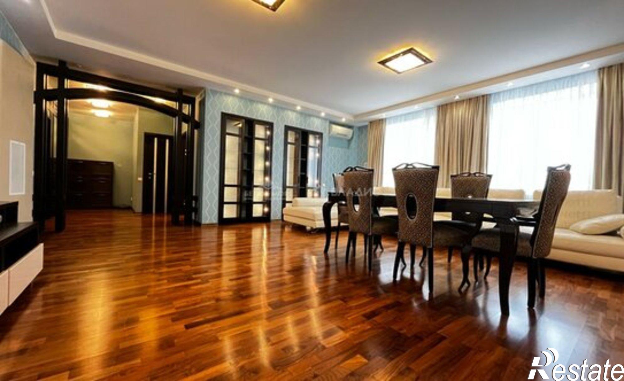 Купить квартиру за 25 000 000 рублей на Троицкий пр-кт, 12