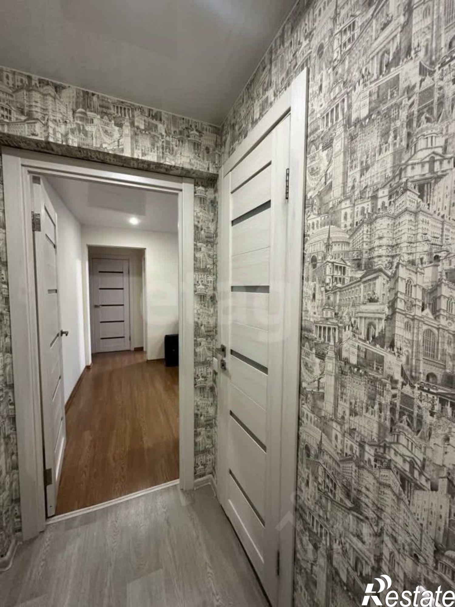 Купить квартиру за 5 850 000 рублей на ул Суворова, 9 2