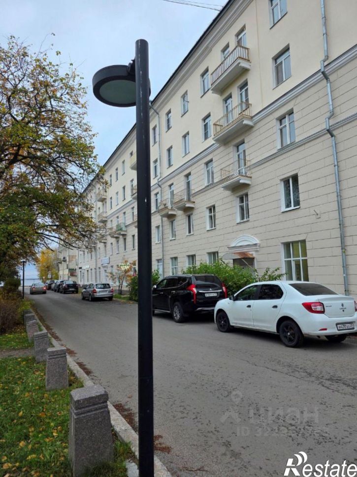 3-комн квартира набережная Северной Двины, 95 к2,  д. 95 к2