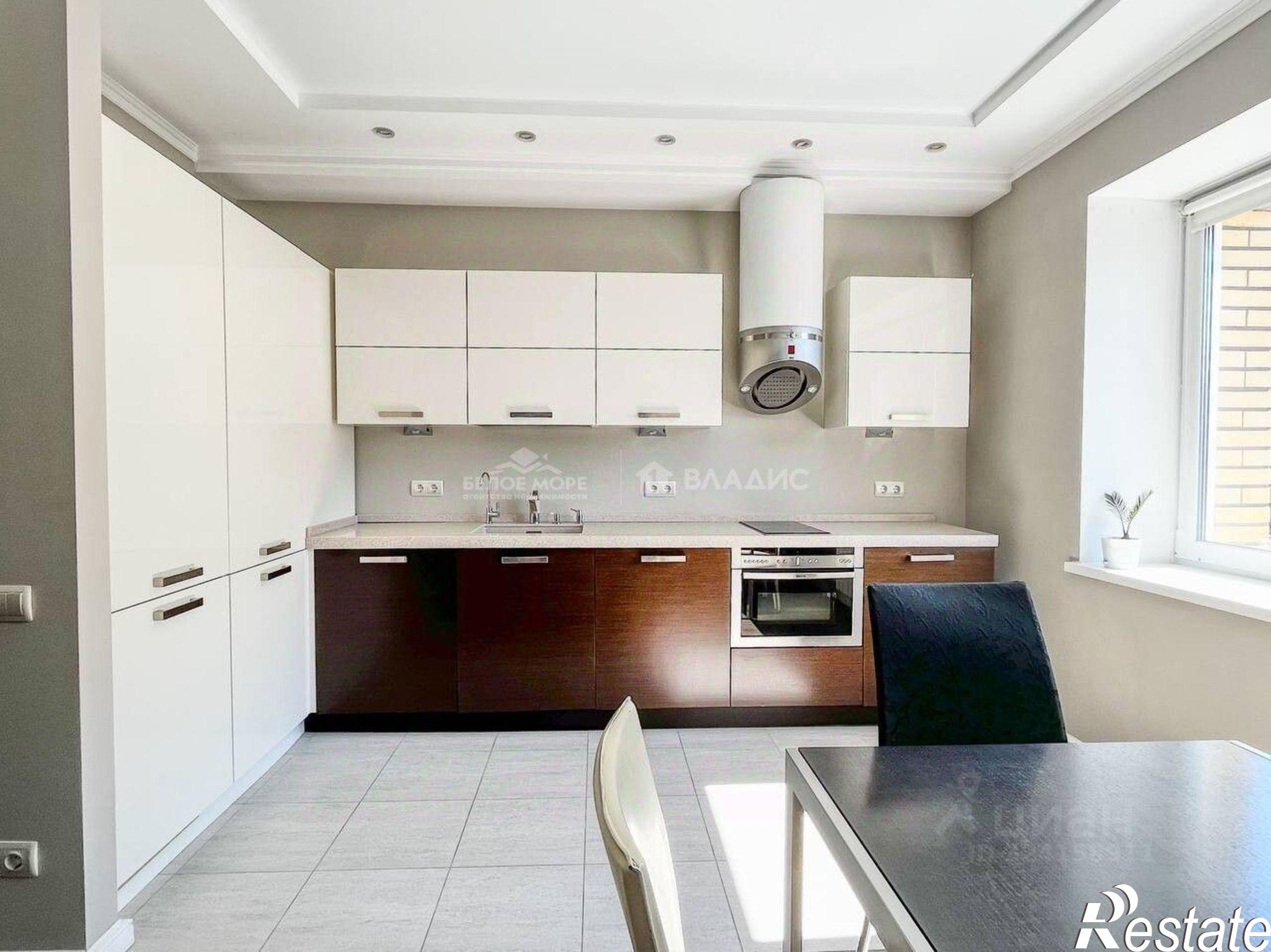 Сдать квартиру за 46 000 рублей на Воскресенская улица, 55