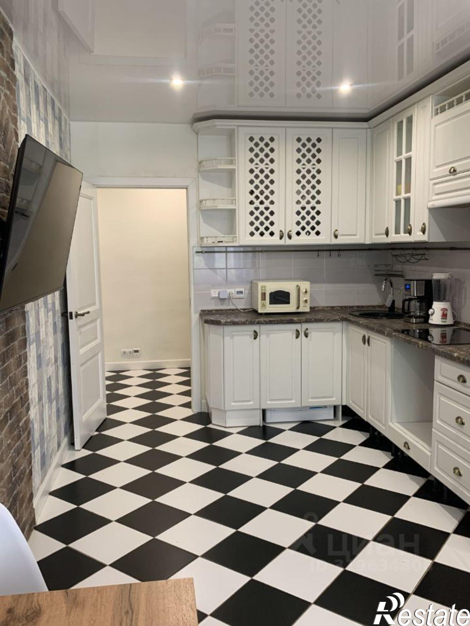 Купить квартиру за 8 100 000 рублей на улица Розы Люксембург, 72 к1