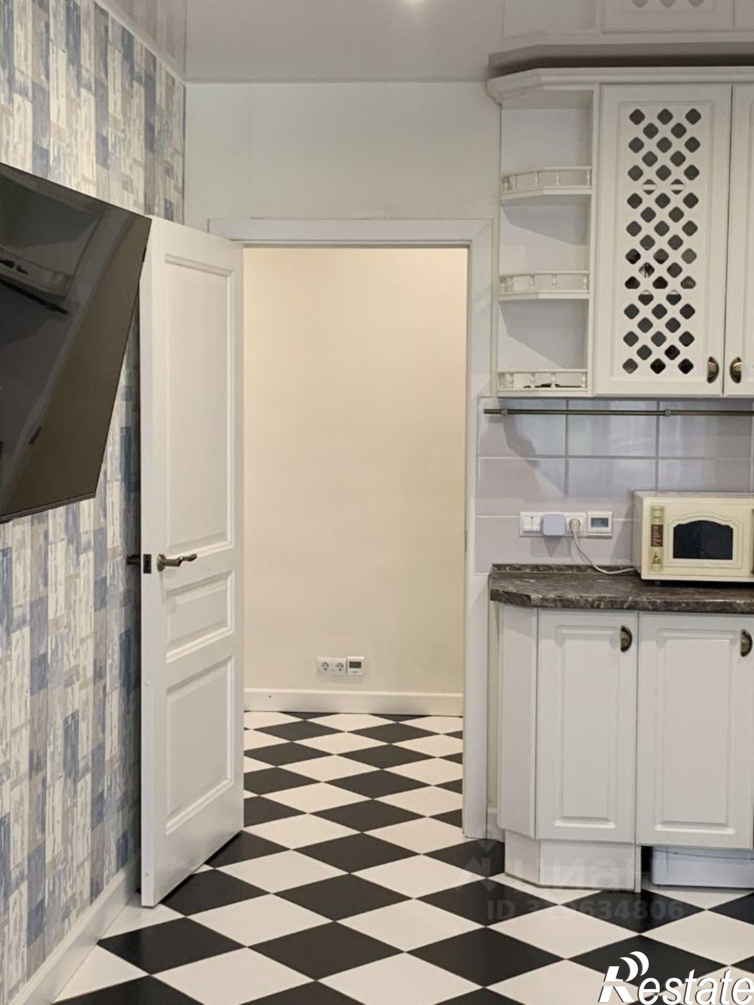 Купить квартиру за 8 100 000 рублей на улица Розы Люксембург, 72 к1