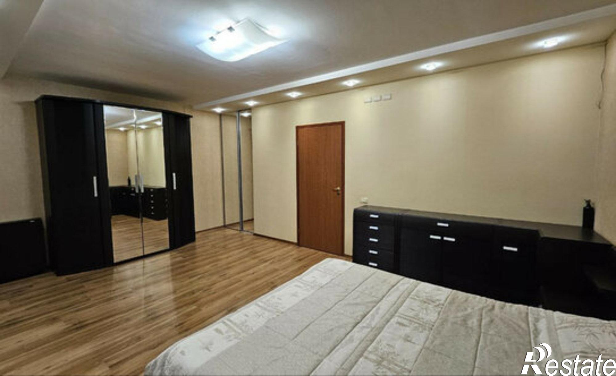 Купить квартиру за 12 900 000 рублей на улица Выучейского, 14