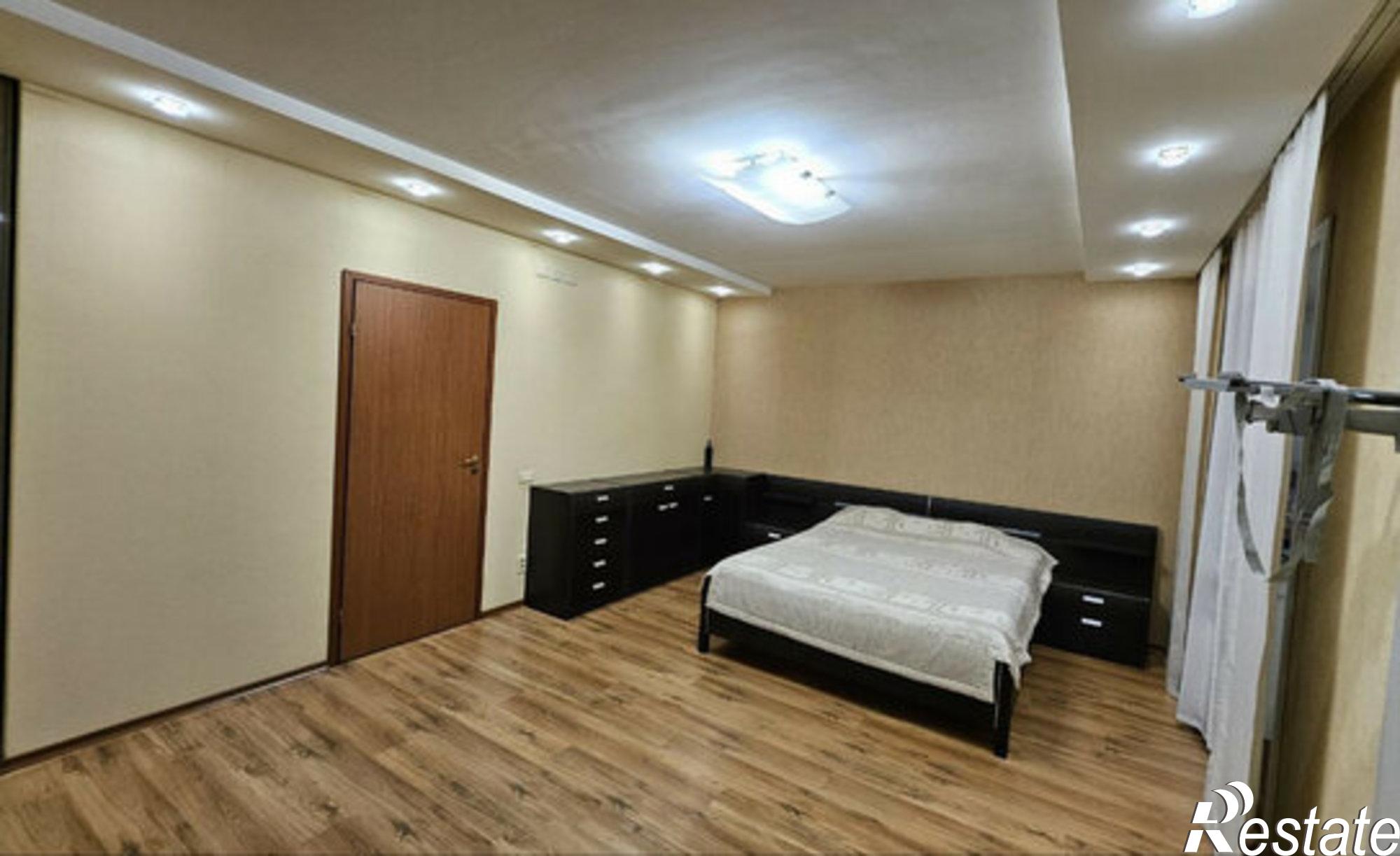 Купить квартиру за 12 900 000 рублей на улица Выучейского, 14