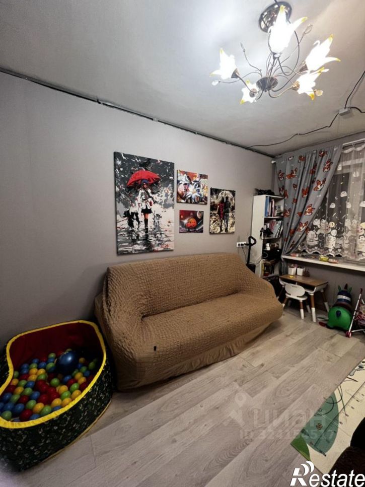 3-комн квартира Троицкий проспект, 198,  д. 198