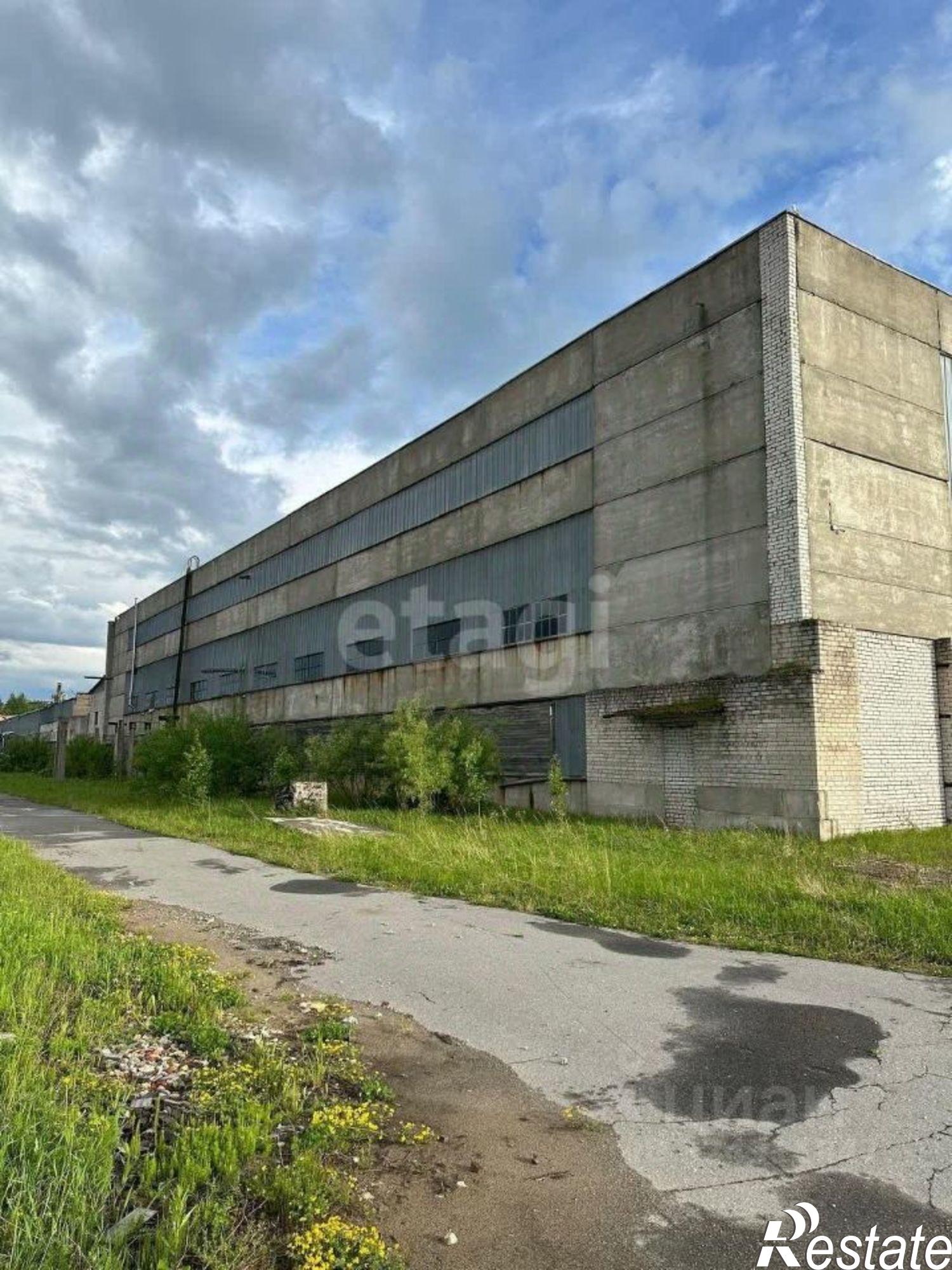 Купить складское помещение за 83 992 300 рублей