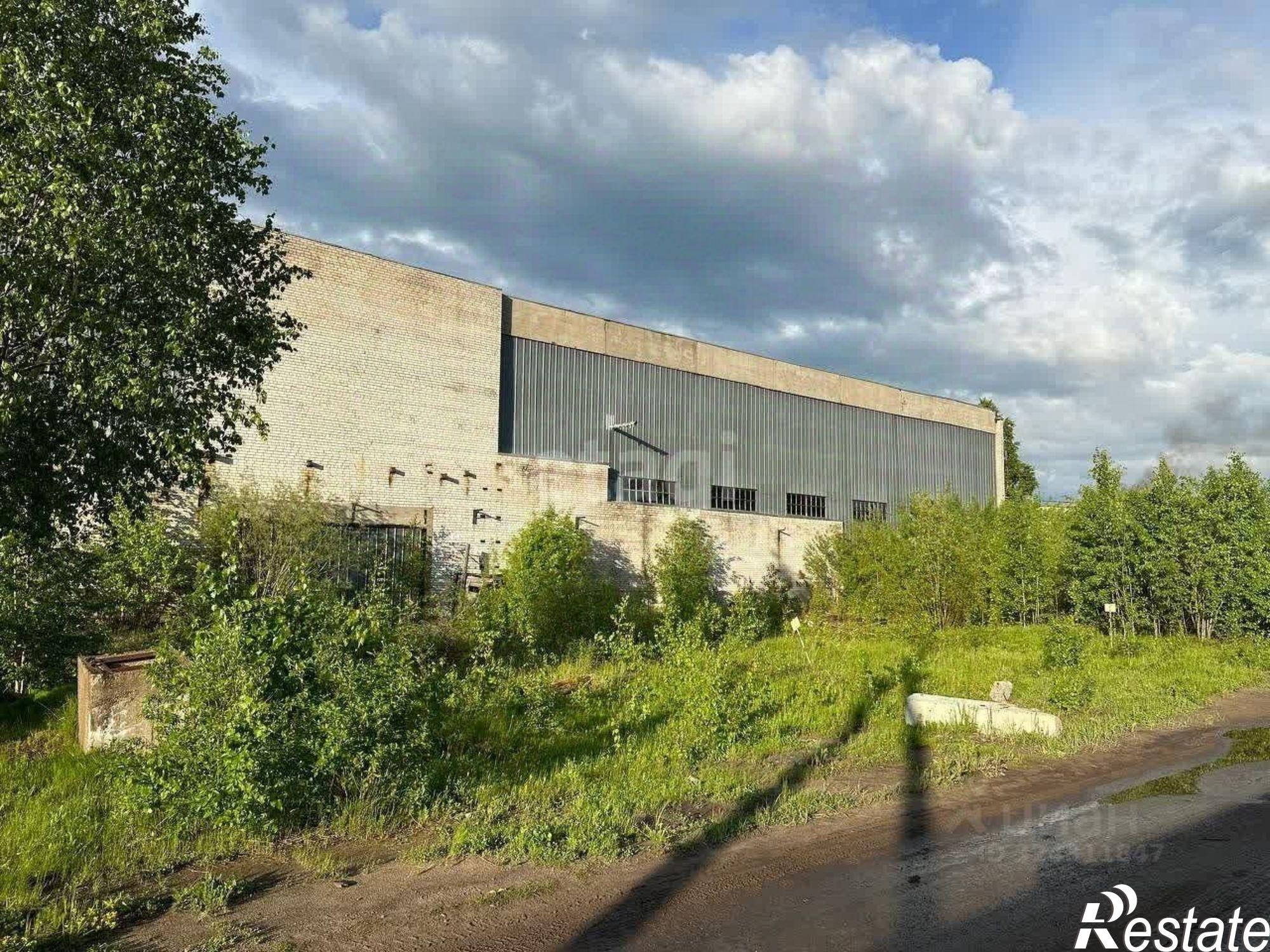 Купить складское помещение за 83 992 300 рублей