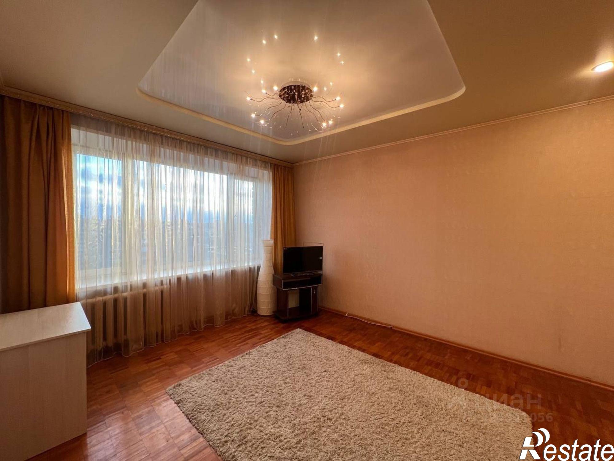 Сдать квартиру за 30 000 рублей на Воскресенская улица, 116