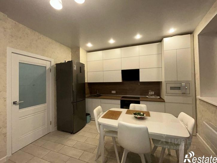 2-комн квартира улица Гайдара, 57 к3,  д. 57 к3