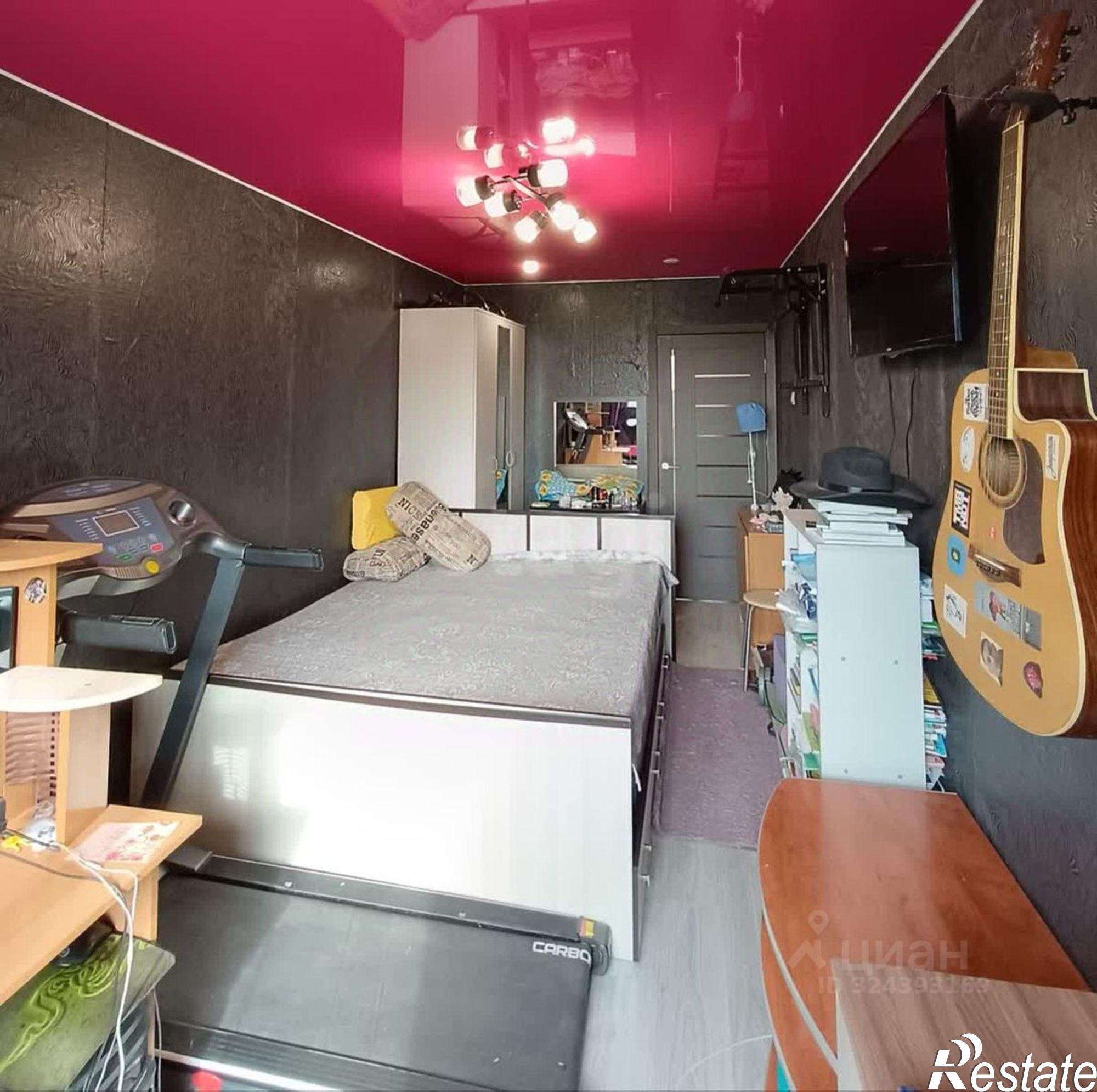 Купить квартиру за 2 980 000 рублей на ул Локомотивная, 24