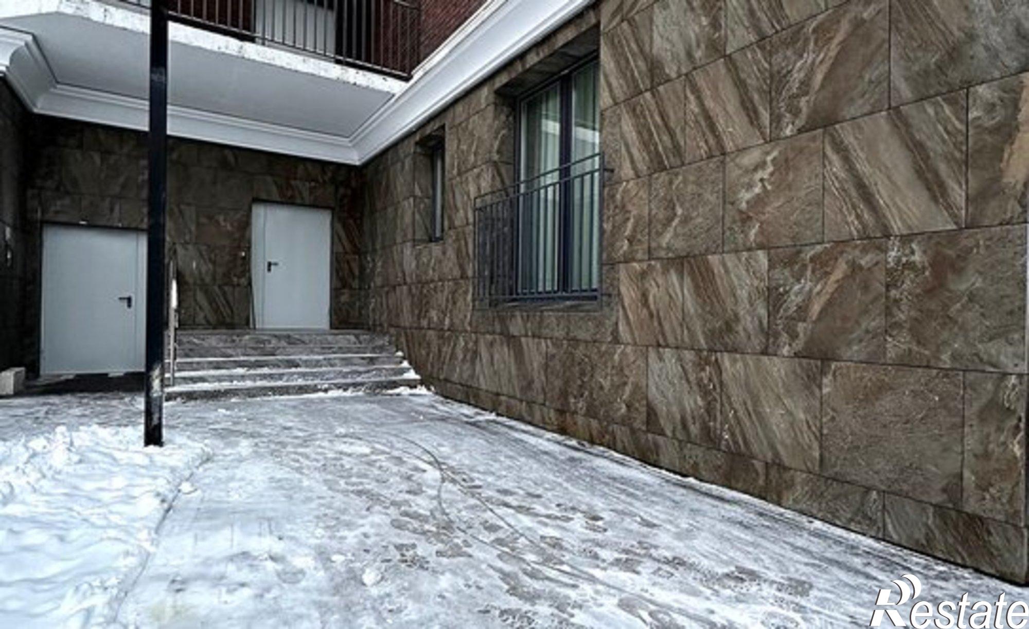 Купить квартиру за 8 000 000 рублей на ул Серафимовича, 22