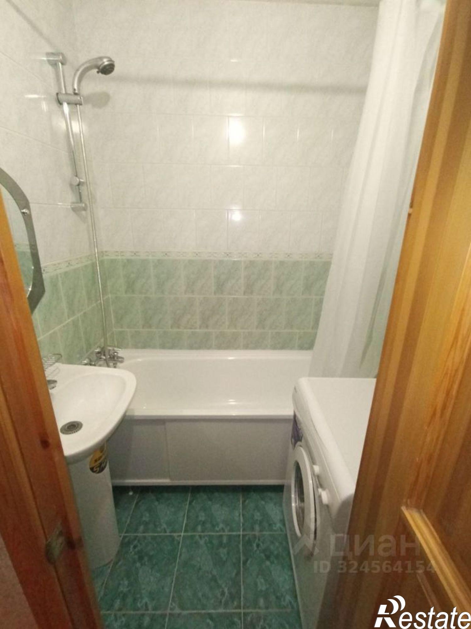 Сдать квартиру за 34 000 рублей на улица Прокопия Галушина, 24 к1