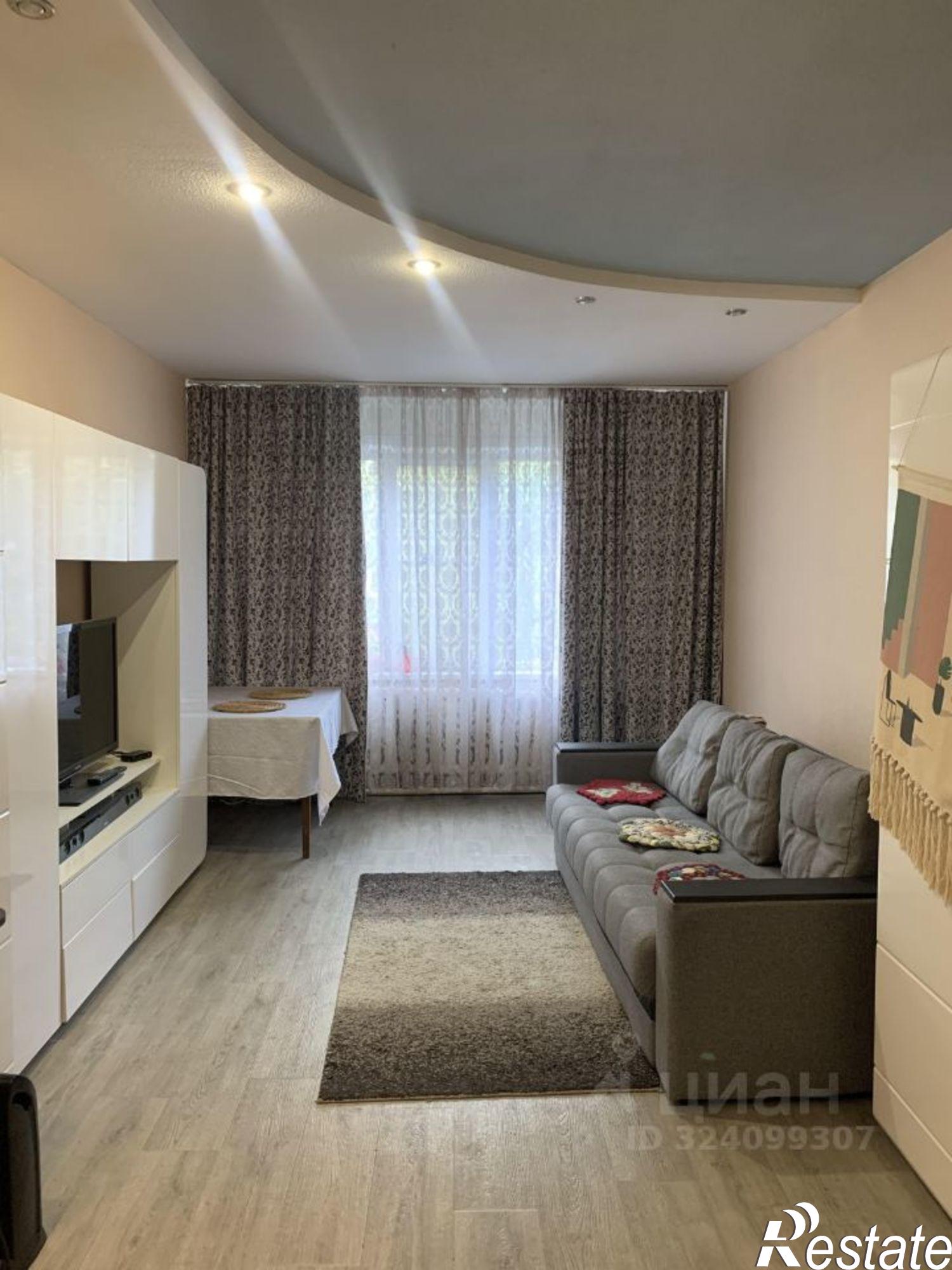 Сдать квартиру за 15 000 рублей на улица Павла Орлова, 11