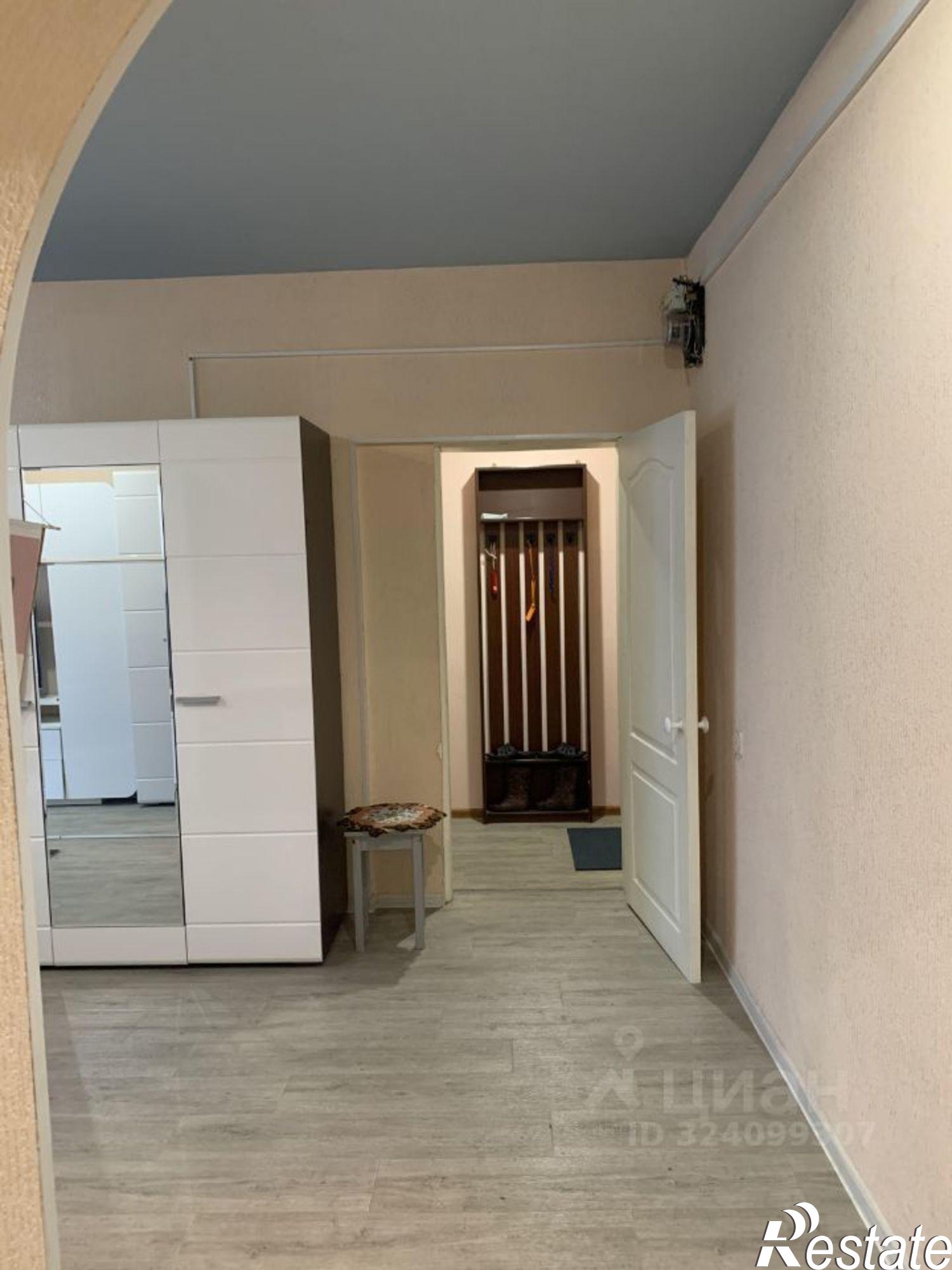 Сдать квартиру за 15 000 рублей на улица Павла Орлова, 11