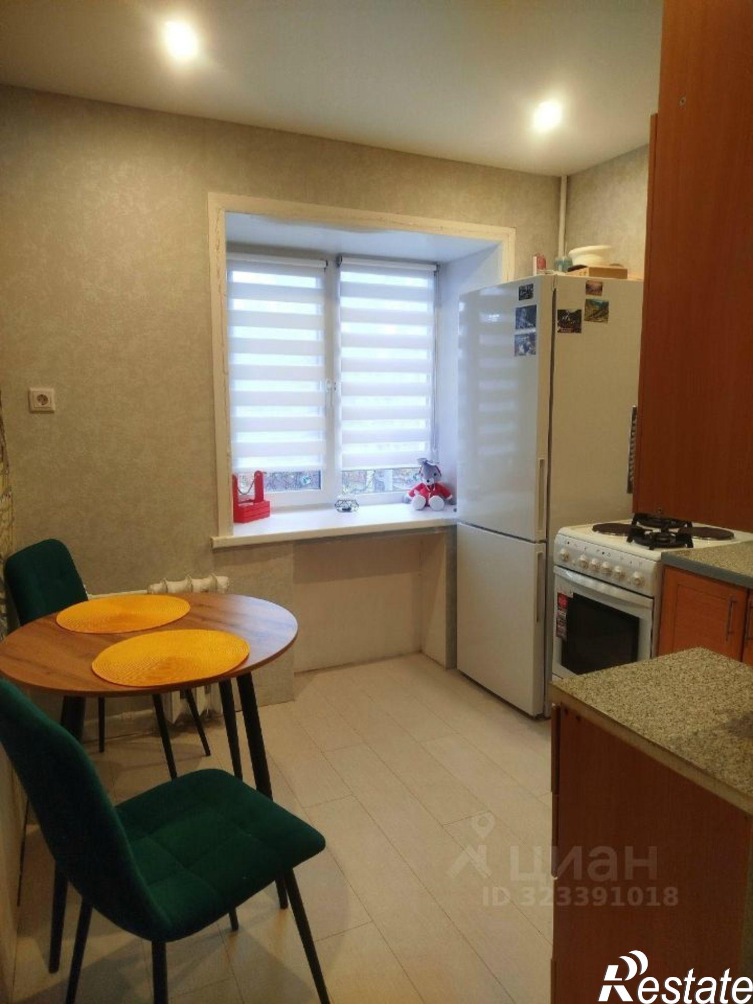 Сдать квартиру за 27 000 рублей на улица Суворова, 12