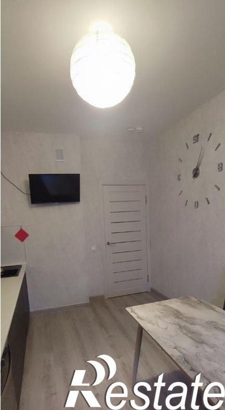 1-комн квартира Розы Люксембург, 25