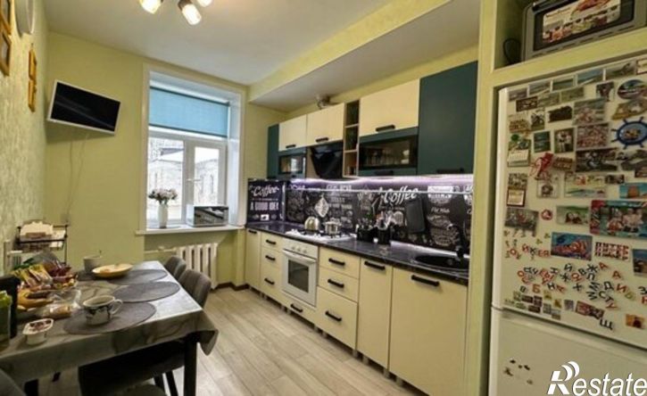 3-комн квартира ул Силикатчиков, 2 3,  д. 2 3,  к. 3