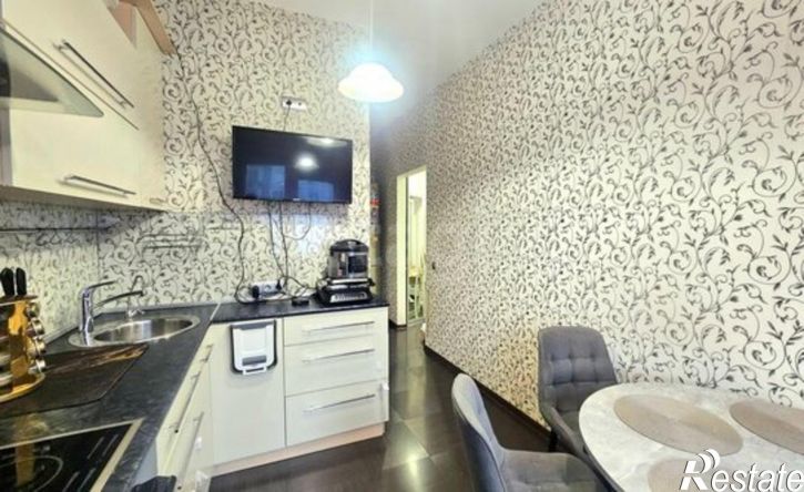 2-комн квартира улица Логинова, 53,  д. 53