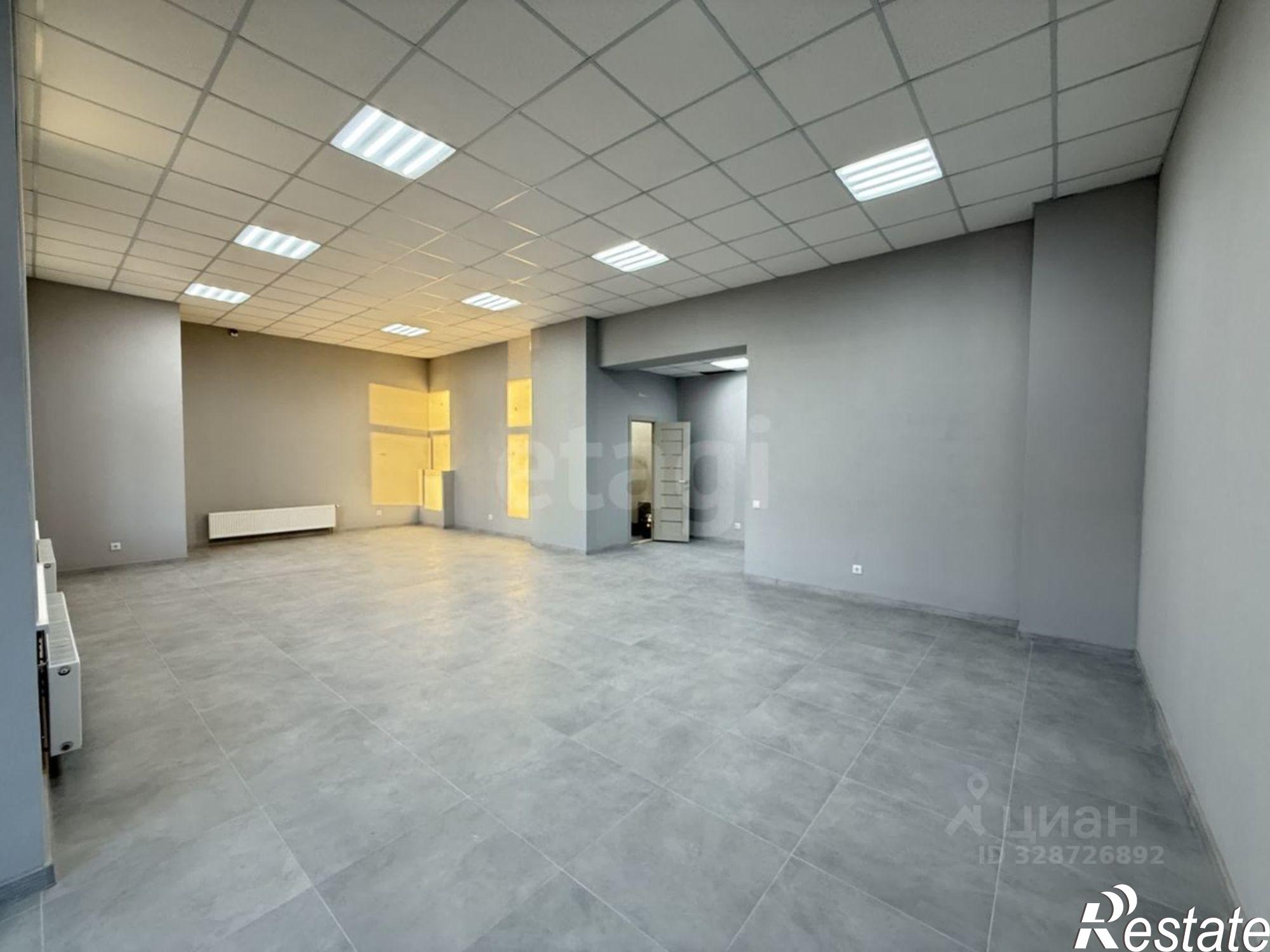 Купить торговое помещение за 16 432 500 рублей на ул Урицкого, 6 1
