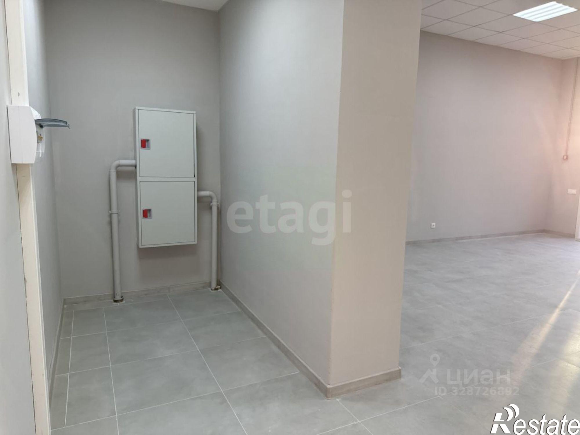 Купить торговое помещение за 16 432 500 рублей на ул Урицкого, 6 1