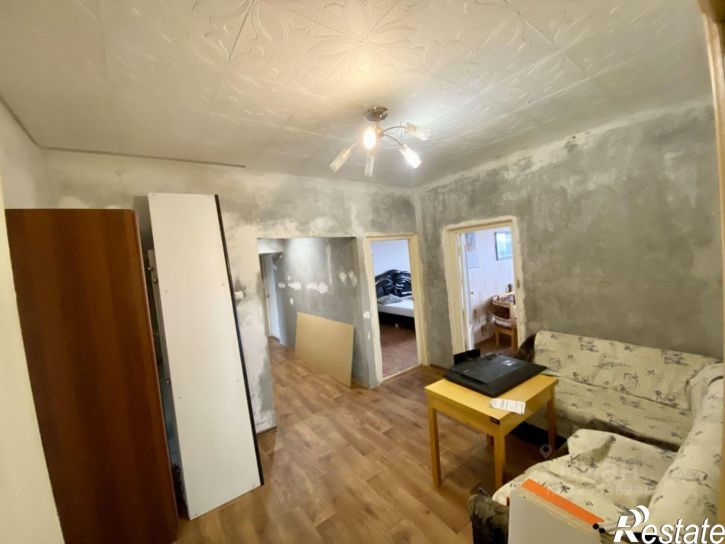 4-комн квартира улица Русанова, 8,  д. 8