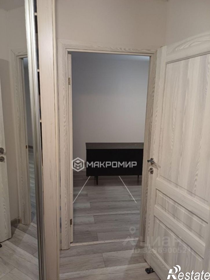 2-комн квартира ул Красина, 8 1,  д. 8 1,  к. 1